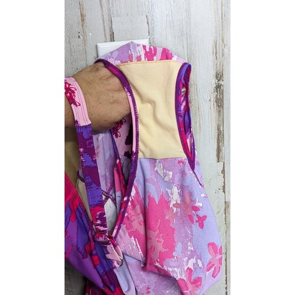 D & Co. Beach Swimsuit One Piece Size 14 Red Purple Swim Pool - Picture 16 of 16